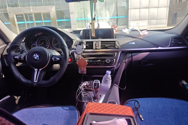 Used BMW 3 Series 2013 328Li Luxury Design Package Center Console