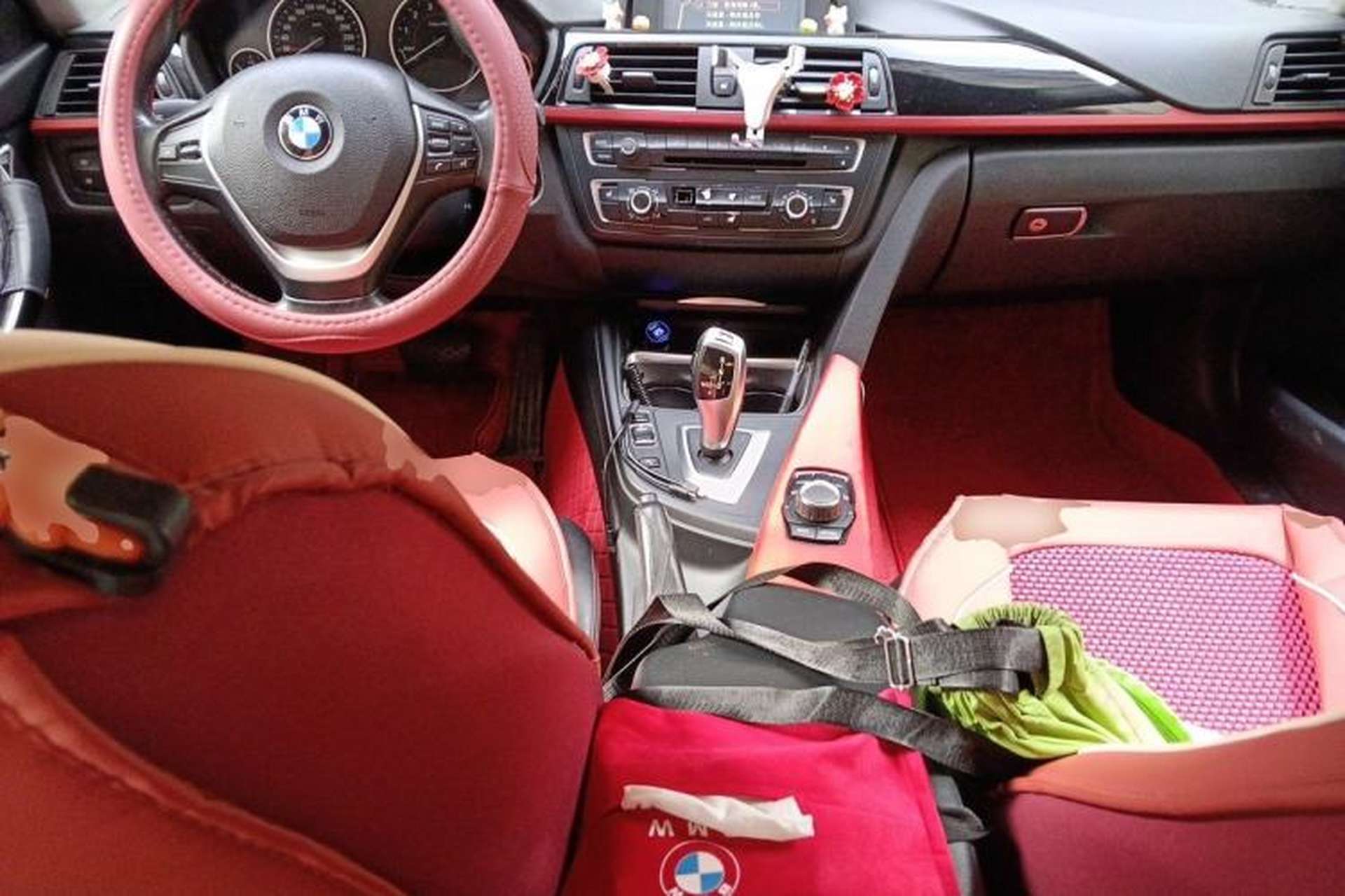 Used BMW 3 Series 2013 316i Sport Design Package Center Console