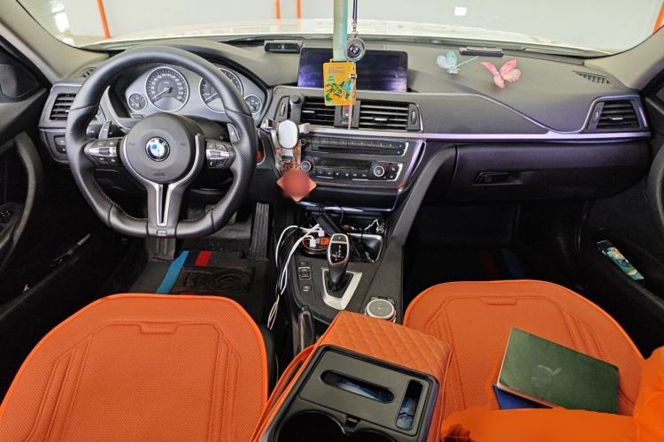 Used BMW 3 Series 2013 328Li Luxury Design Package Center Console
