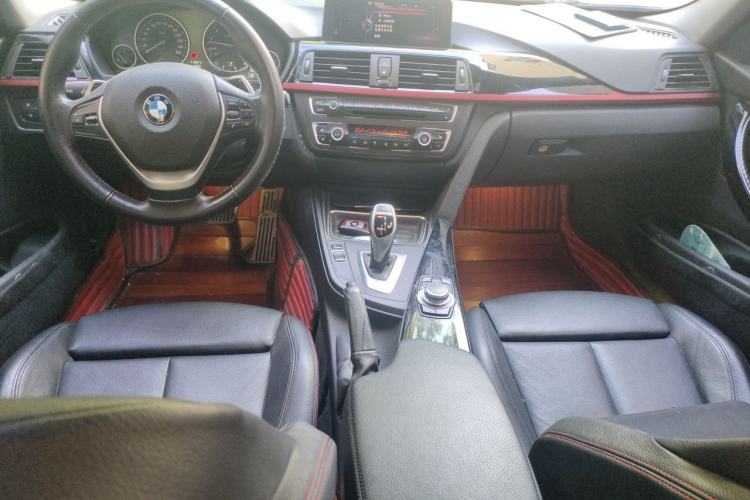 Used BMW 3 Series 2013 Restyled 320i Sport Design Package Center Console