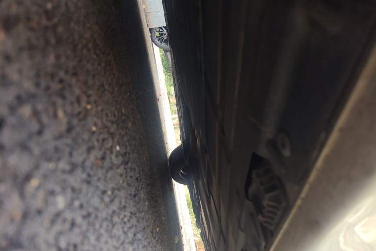 Used BMW 3 Series 2013 320Li Fashion Model Chassis Front Left