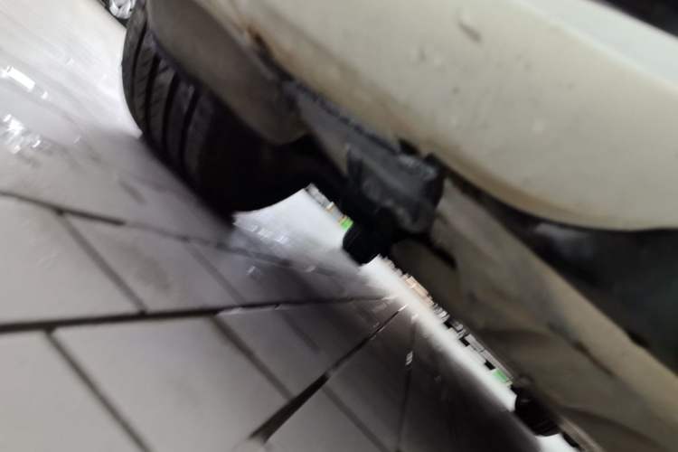 Used BMW 3 Series 2013 320i Active Edition Chassis Front Right