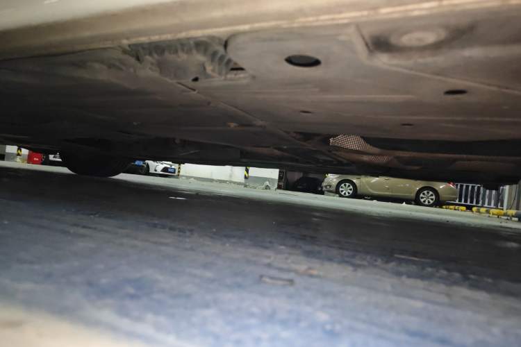 Used BMW 3 Series 2013 320i Sport Edition Chassis Rear Left