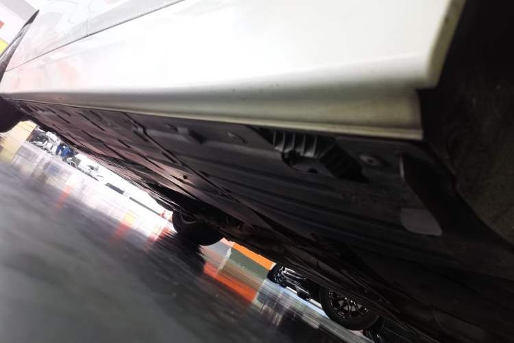 Used BMW 3 Series 2013 320Li Fashion Model Chassis Rear Left