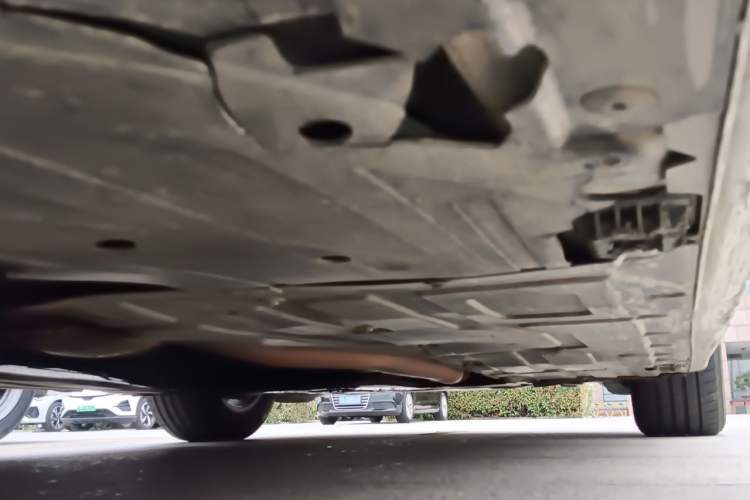 Used BMW 3 Series 2013 320i Sport Edition Chassis Rear Right