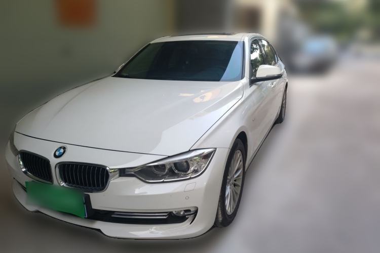 Używany BMW 3 Series 2013 328Li Luxury Design Package Guazi used car, China used car export, Used car for sale, Used cars, Cheapest cars for sale