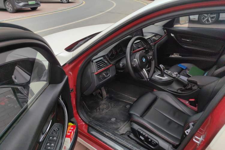 Used BMW 3 Series 2013 320i Sport Design Package Driver Seat