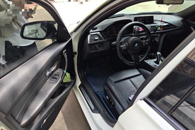 Used BMW 3 Series 2013 Facelifted 328i Sport Design Package Driver Seat