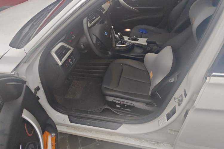 Used BMW 3 Series 2013 320Li Fashion Model Driver Seat