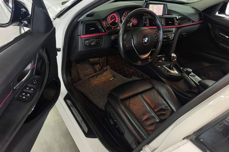 Used BMW 3 Series 2013 316i Sport Design Package Driver Seat