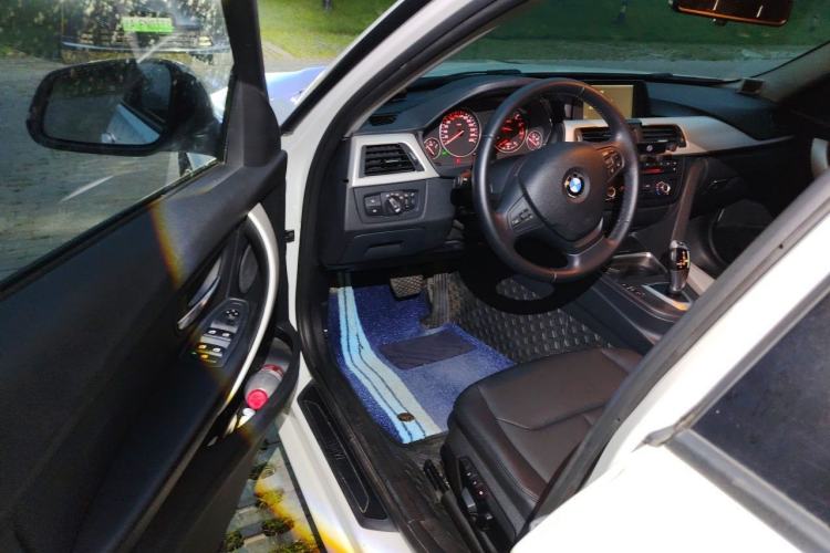 Used BMW 3 Series 2013 316i Active Edition Driver Seat