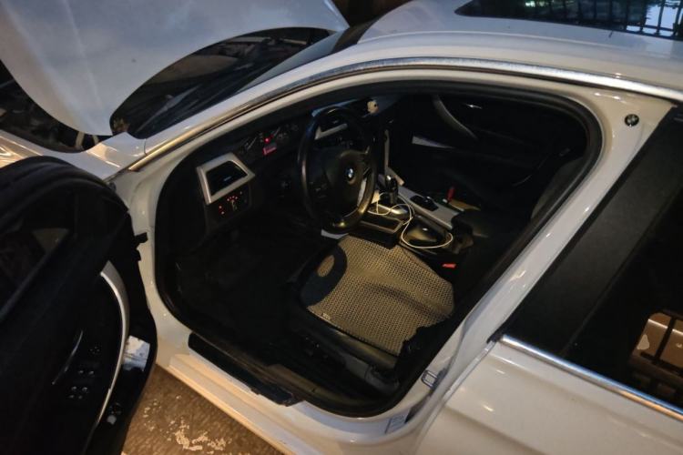 Used BMW 3 Series 2013 320Li Fashion Model Driver Seat