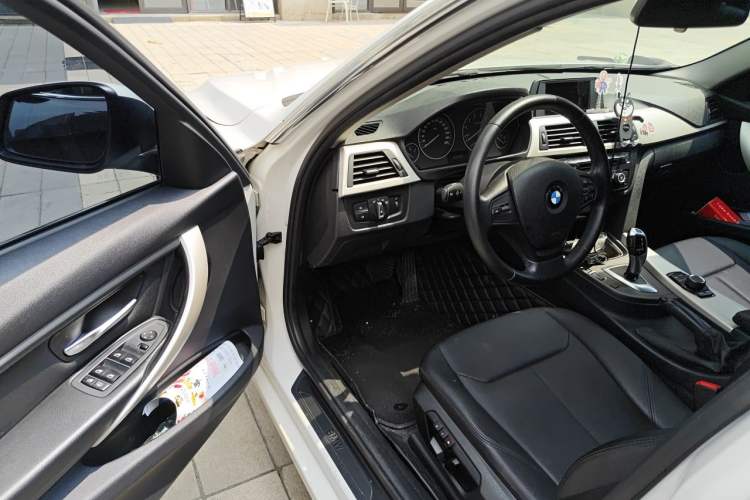 Used BMW 3 Series 2013 320Li Fashion Model Driver Seat