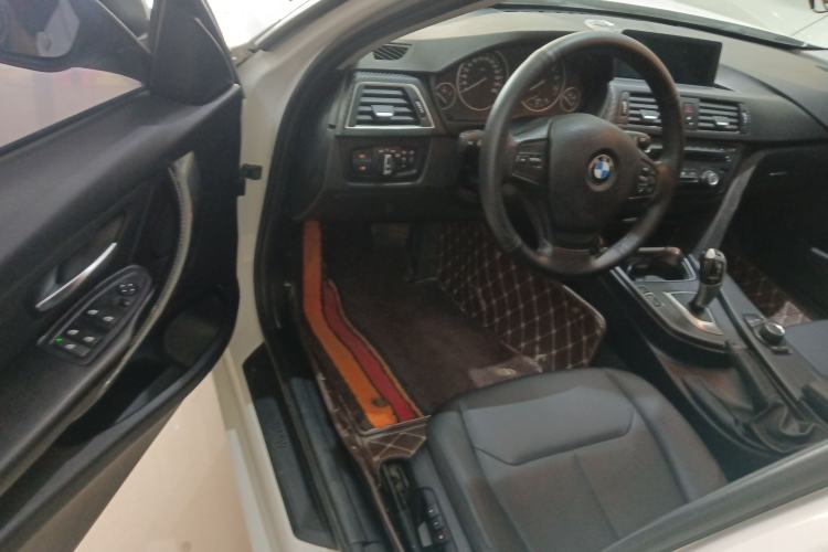 Used BMW 3 Series 2013 316i Active Edition Driver Seat