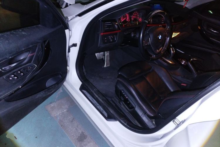 Used BMW 3 Series 2013 320i Sport Design Package Driver Seat