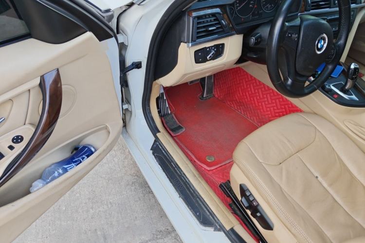 Used BMW 3 Series 2013 Facelifted 320Li Luxury Design Package Driver Seat