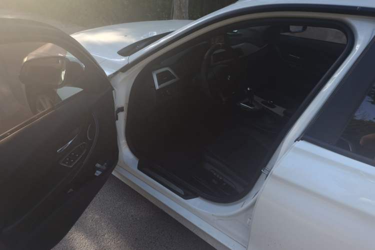 Used BMW 3 Series 2013 316i Active Edition Driver Seat