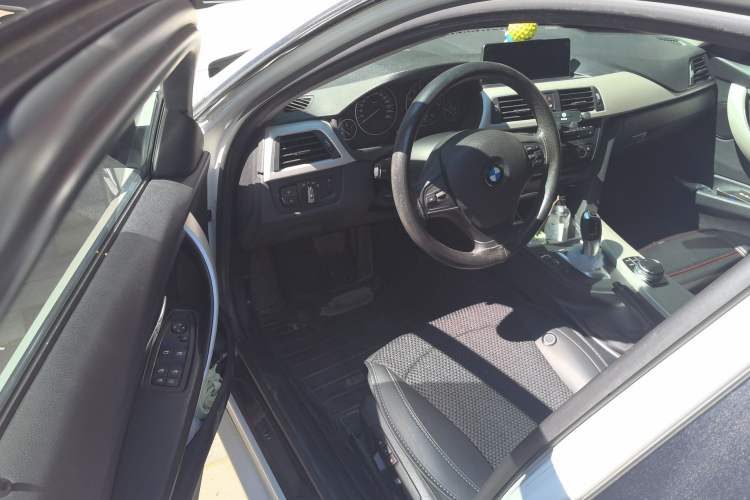 Used BMW 3 Series 2013 Facelifted 320Li Luxury Design Package Driver Seat