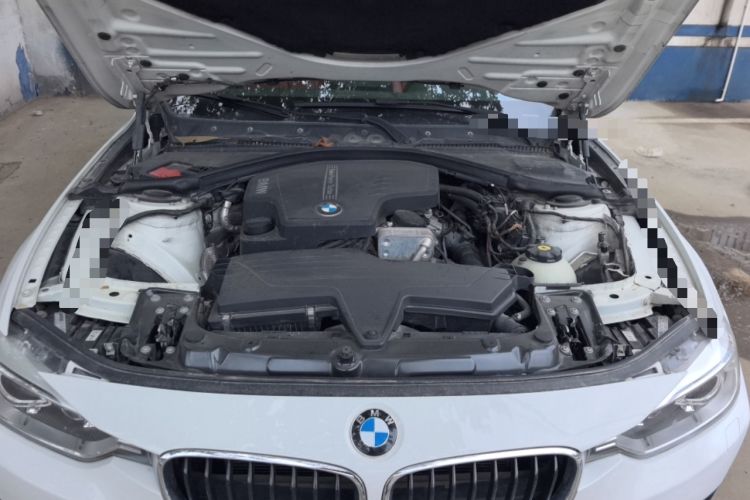 Used BMW 3 Series 2013 Restyled 320i Sport Design Package Engine Bay