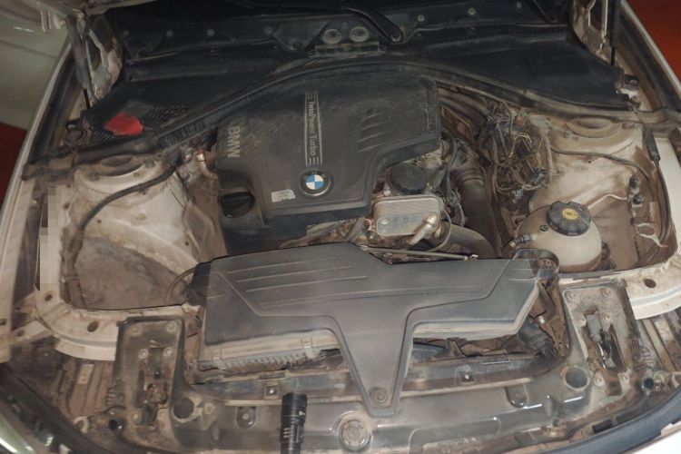 Used BMW 3 Series 2013 Facelifted 328i Sport Design Package Engine Bay