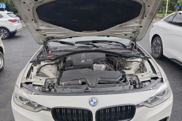 Used BMW 3 Series 2013 Restyled 320i Sport Design Package Engine Bay