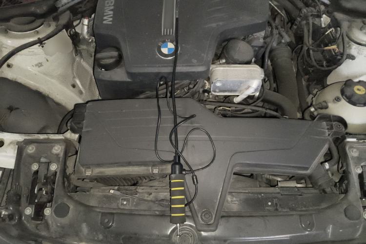 Used BMW 3 Series 2013 320i Sport Edition Engine Bay