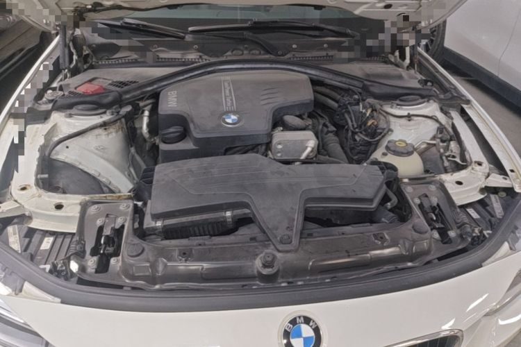 Used BMW 3 Series 2013 320i Sport Edition Engine Bay