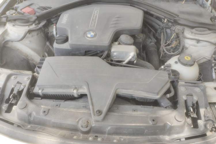Used BMW 3 Series 2013 320i Sport Design Package Engine Bay
