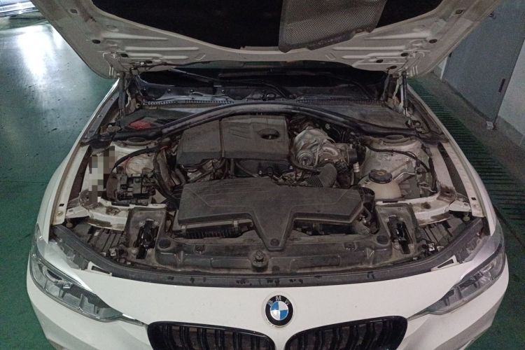 Used BMW 3 Series 2013 316i Active Edition Engine Bay