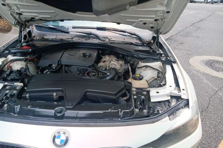 Used BMW 3 Series 2013 316i Active Edition Engine Bay Left