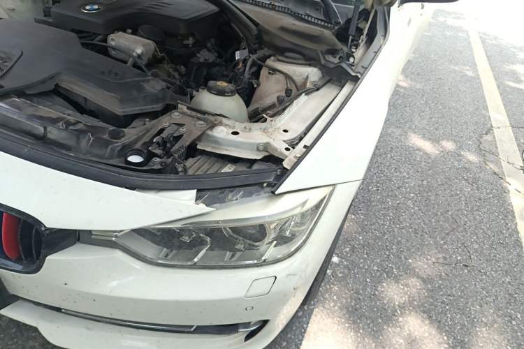 Used BMW 3 Series 2013 320Li Luxury Design Package Engine Bay Left