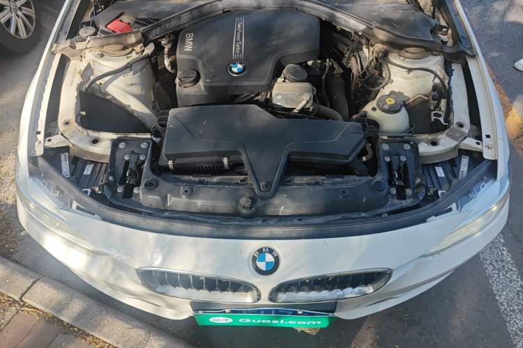 Used BMW 3 Series 2013 Facelifted 328i Sport Design Package Engine Bay