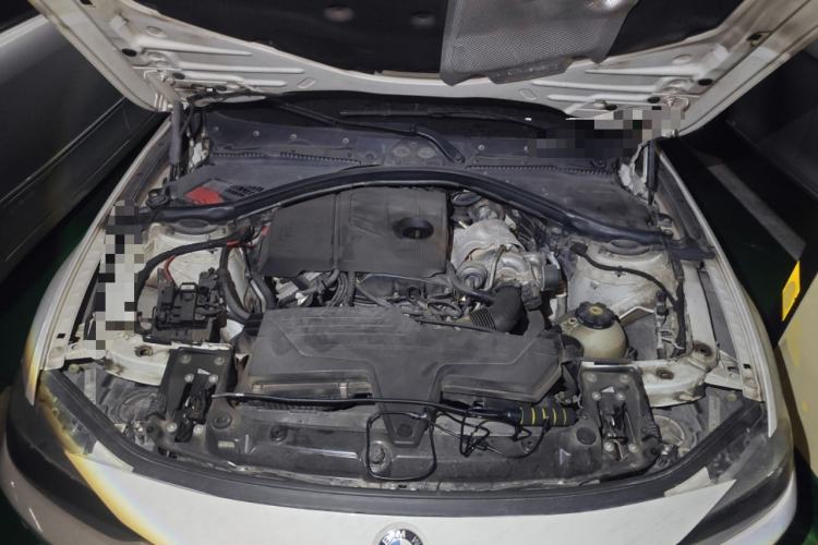 Used BMW 3 Series 2013 316i Active Edition Engine Bay
