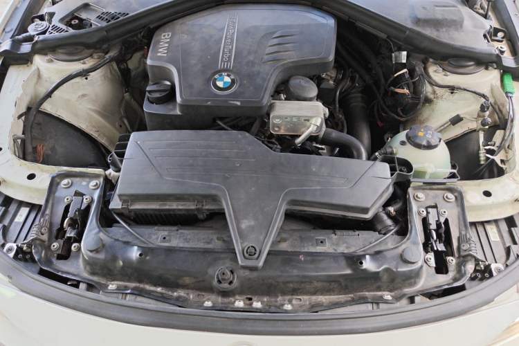 Used BMW 3 Series 2013 Facelifted 320Li Luxury Design Package Engine Bay
