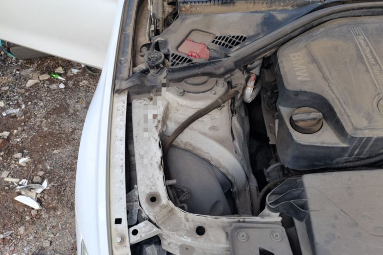 Used BMW 3 Series 2013 320Li Fashion Model Engine Bay Right