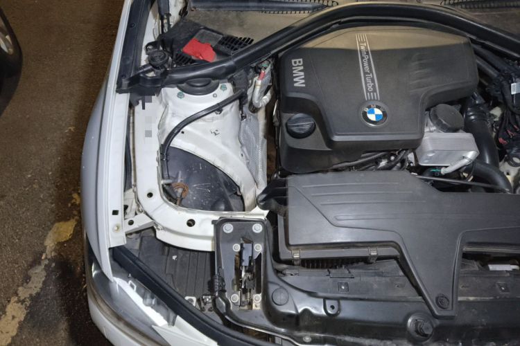 Used BMW 3 Series 2013 328Li Luxury Design Package Engine Bay Right