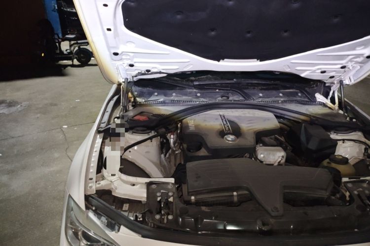 Used BMW 3 Series 2013 320Li Fashion Model Engine Bay Right