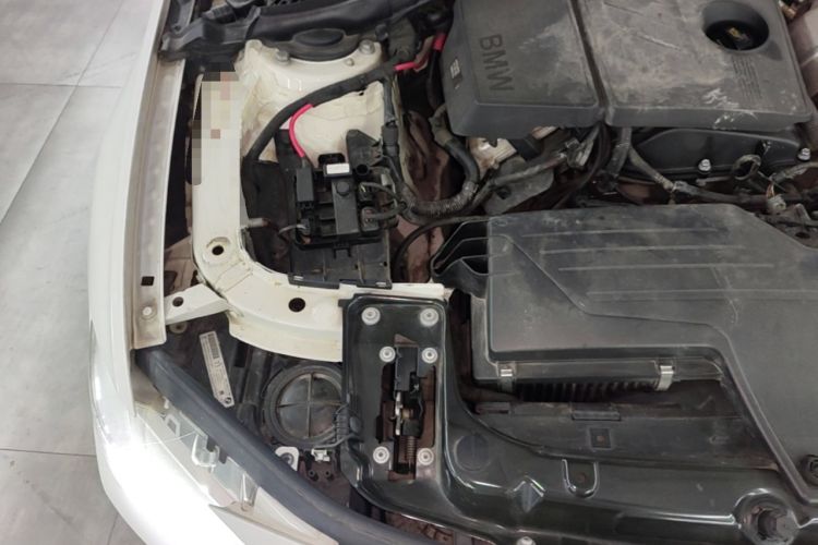 Used BMW 3 Series 2013 316i Sport Design Package Engine Bay Right