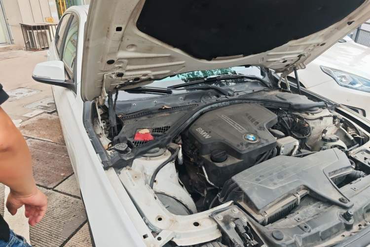 Used BMW 3 Series 2013 Facelifted 320Li Luxury Design Package Engine Bay Right