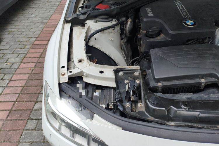 Used BMW 3 Series 2013 320Li Fashion Model Engine Bay Right