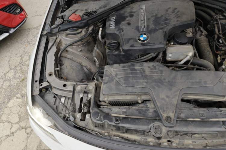 Used BMW 3 Series 2013 320Li Fashion Model Engine Bay Right