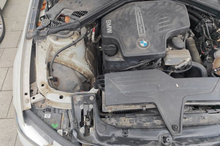 Used BMW 3 Series 2013 320i Active Edition Engine Bay Right
