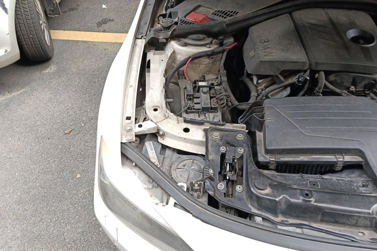 Used BMW 3 Series 2013 316i Sport Design Package Engine Bay Right