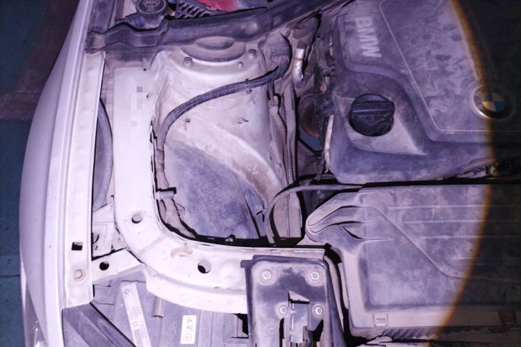 Used BMW 3 Series 2013 320i Sport Design Package Engine Bay Right