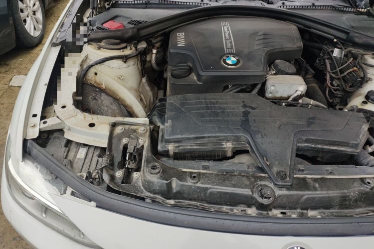 Used BMW 3 Series 2013 320i Sport Edition Engine Bay Right