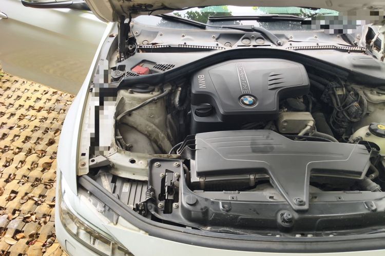 Used BMW 3 Series 2013 320Li Fashion Model Engine Bay Right