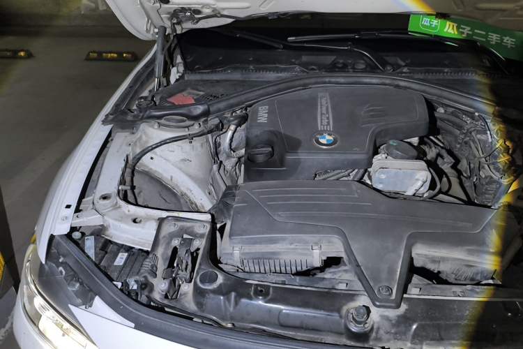 Used BMW 3 Series 2013 320Li Fashion Model Engine Bay Right