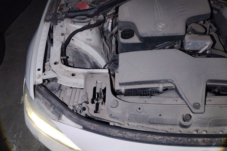 Used BMW 3 Series 2013 320Li Fashion Model Engine Bay Right