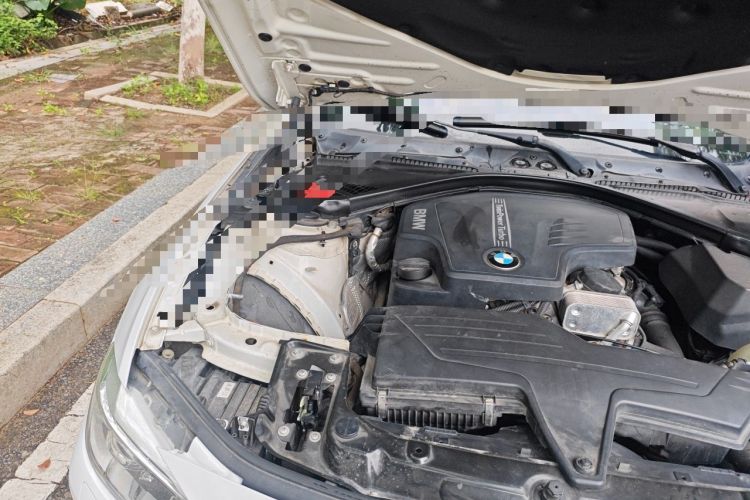 Used BMW 3 Series 2013 320Li Fashion Model Engine Bay Right