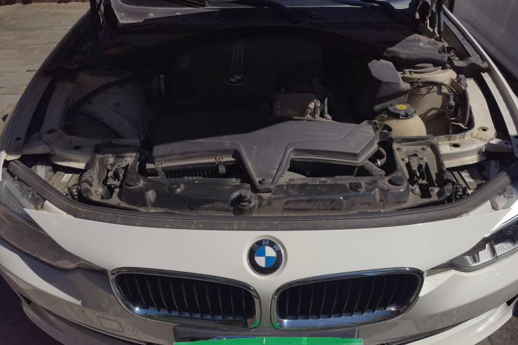 Used BMW 3 Series 2013 Facelifted 320Li Luxury Design Package Engine Bay